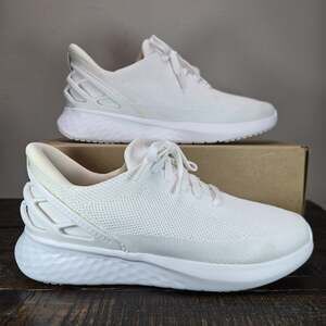 NEW Kizik Athens Mens Size 9.5 WIDE Slip On Lace Up Sneakers White Womens 11